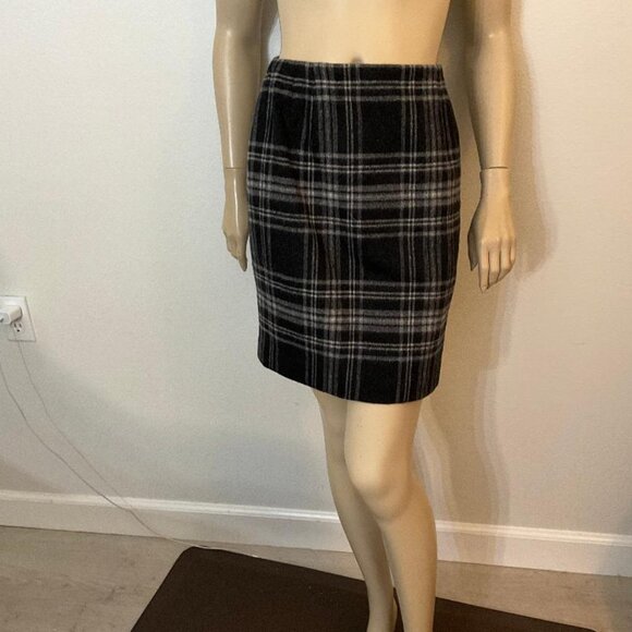 JONES NEW YORK 100% wool plaid 2-piece jacket & skirt suit set NWOT size 6 - Picture 5 of 6